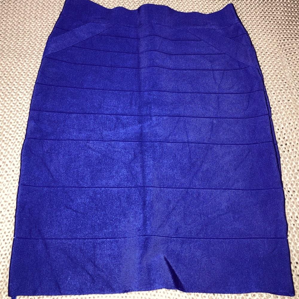 BEBE skirt